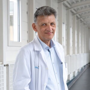 Dr. med. Ulrich Schmidt - Leitender Arzt Pneumologie